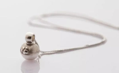 Ascheschmuck-Kette FINI mit Pfötchen