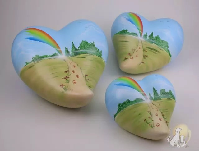 Herzurne bemalt Regenbogenweg Gesamtübersicht