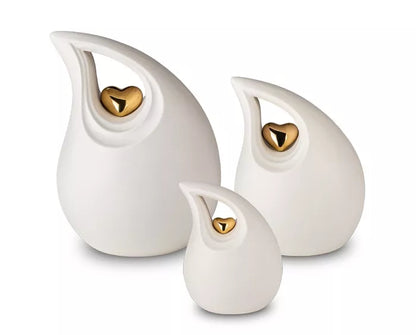 Designurne weiß, goldfarbenes Herz, Gesamtübersicht