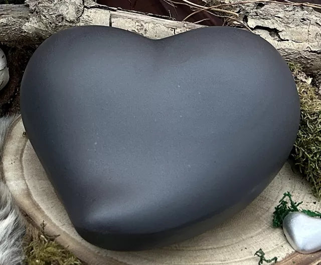 Tierurne Herzform, versch. Farben und Größen