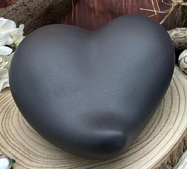 Tierurne Herzform, versch. Farben und Größen