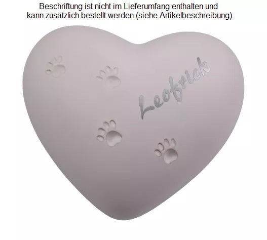 Beispiel Folienbeschriftung Name in silberfarben, Schrift Patrick auf Herz weiß 0,7 Liter