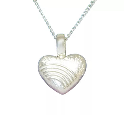 Ascheschmuck-Herzkette „Emmi“ mit Regenbogen-Motiv aus 925er Sterling-Silber