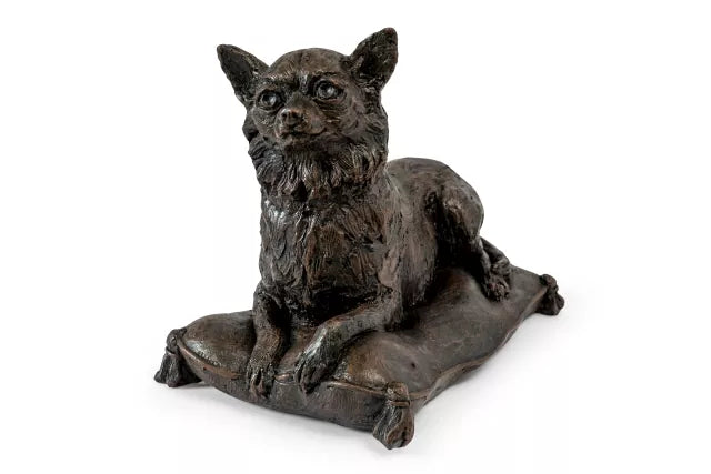 Kunstharzurne Chihuahua Ansicht von vorne