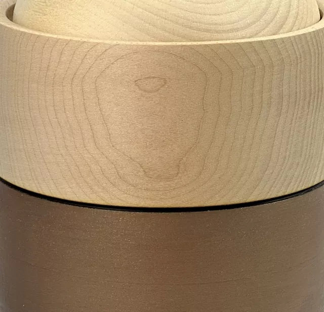 Tierurne Holz Farbmuster bronzefarben
