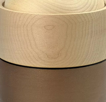 Tierurne Holz Farbmuster bronzefarben