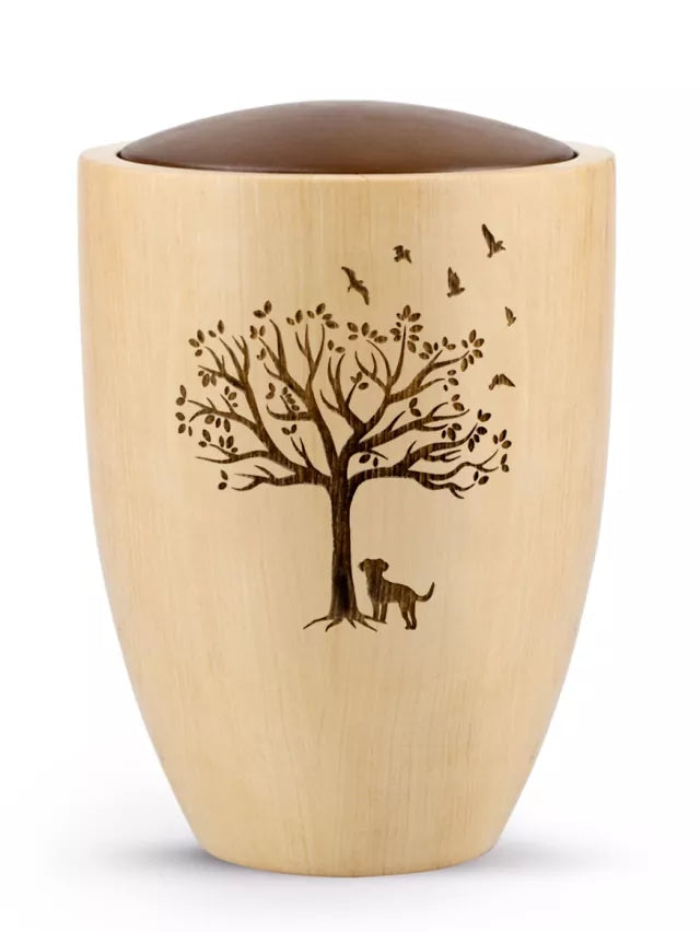 Holztierurne Timber mit Lasergravur Motiv Baum mit Hund
