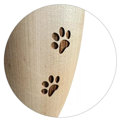 Holztierurne Timber Pfotenspur Detailansicht