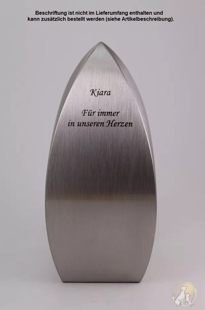 Beispiel einer Gravur mit Namen und Spruch (Größe Urne 1,9 Liter)