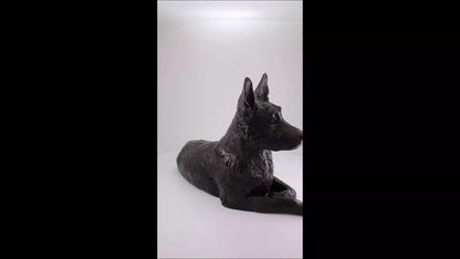Produktvideo Kunstharzurne Schäferhund-Skulptur, 2,5 Liter
