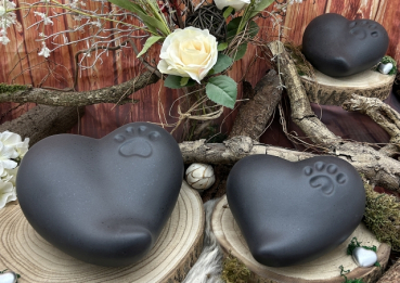 Preview: Tierurne Herz mit Pfote grau-schwarz, Übersicht alle Größen