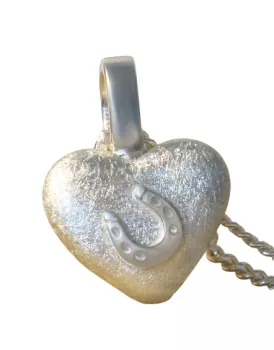 Ascheschmuck-Herzkette „Emmi“ mit Hufeisen-Motiv aus 925er Sterling-Silber