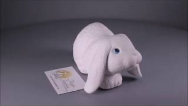 Preview: Produktvideo Kaninchenurne Widder in Ausführung weiß