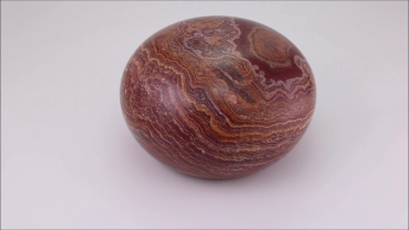 Preview: Produktvideo Tierurne Onyxmarmor, Unikat, 0,4 Liter