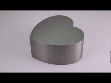 Preview: Produktvideo Designer-Tierurne Herz Edelstahl 0,5 Liter