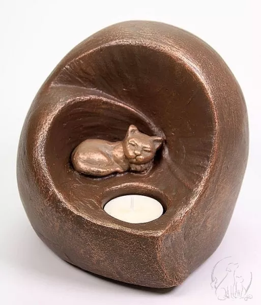 Katze im Herz und Gedenklicht, bronze