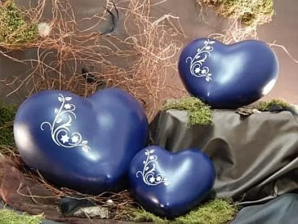 Tierurne Herz kobaltblau mit weißem Ornament alle Größen