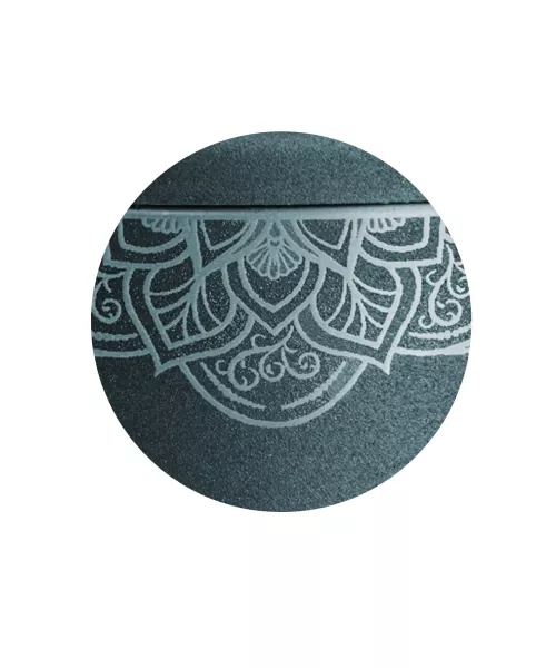 Tierurne Mandala petrol, Detailansicht Mandala-Motiv