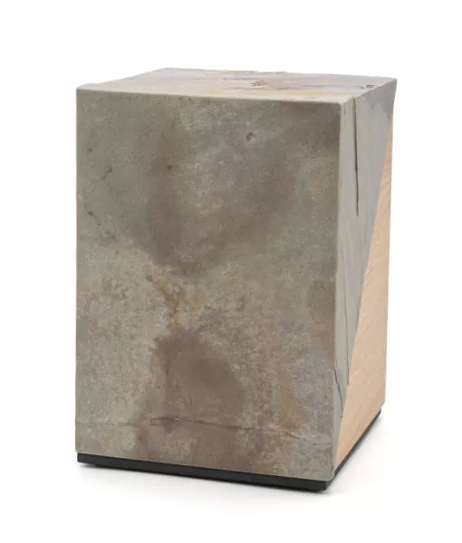 Holztierurne Sirius Eiche und Buntschiefer Rückseite