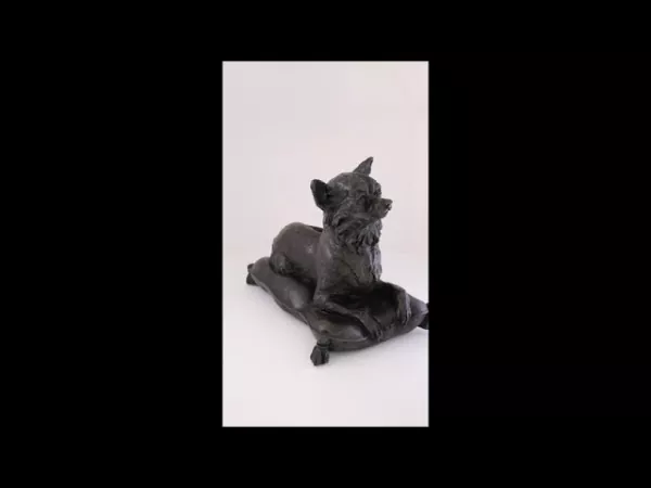 Produktvideo Kunstharzurne Chihuahua-Skulptur Produktvideo Kunstharzurne Chihuahua-Skulptur